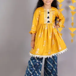 Lil Drama Kids Yellow & Blue Floral Print Kurta Set-picture-13