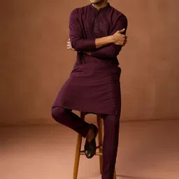KISAH Men Ethnic Motifs Embroidered Kurta with Trousers-image-52