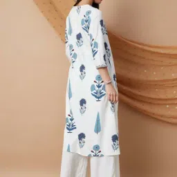 Melange By Lifestyle Indigo & White Regular Fit Floral Print Kurta image 2
