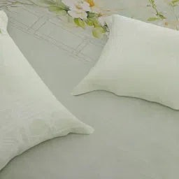 Spaces Cotton Green Floral 180 TC Double Size Bedsheet with 2 Pillow Covers image 3