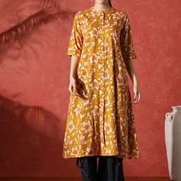 Sangria Floral Printed Mandarin Collar A-Line Kurta-picture-39