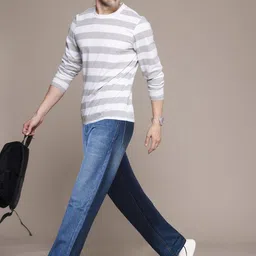 RIG BONE Men Loose Mid-Rise Light Fade Jeans image 5