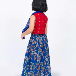 Twisha Sleeveless Floral Embroidered & Mirror Work Detailed Lehenga Choli With Dupatta Set - Red & Blue image 3