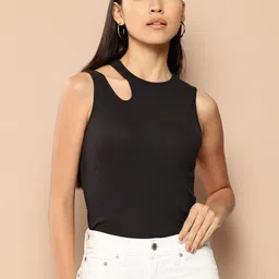 Chemistry Cut-Out Detail Ribbed Top-picture-10