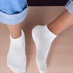 ROYAL SON Pack Of 3 Ankle Length Cushioned Sole Breathable Mesh Socks image 2