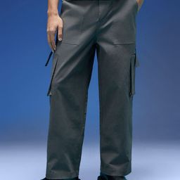 VEIRDO Men Cotton Relaxed Straight Leg High-Rise Cargos Trousers-picture-34