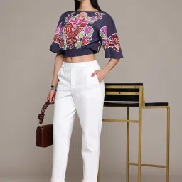 Label Ritu Kumar Navy Fitted Printed Crop Top image 4