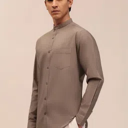 RAYNE BLACK Men Smart Slim Fit Casual Shirt-picture-18