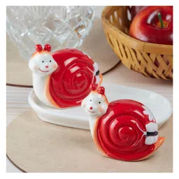 Kookee Ceramic Salt and Pepper Set with tray, Snail Design, Red White (8570) image 4