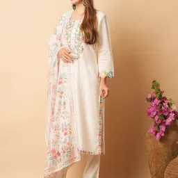 Fashor White Cotton Embroidered Kurta & Pant Set With Dupatta image 4