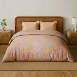 Spaces Cotton Pink Geometric 180 TC Double Size Bedsheet with 2 Pillow Covers-picture-4