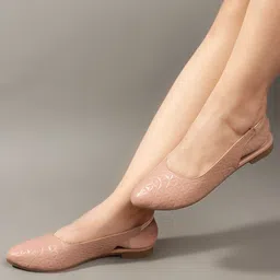 Colo Women Textured Pointed Toe Mules image 2