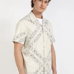 Tommy Hilfiger Men TJM Cuban Collar Ethnic Motifs Printed Cotton Casual Shirt image 5