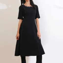 Aurelia Black Pure Cotton Embroidered Kurta image 4