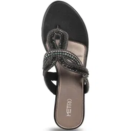 Metro Women's Black Thong Sandals image 4