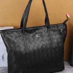 Mochi PU Tote Bag-picture-38