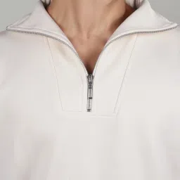 celio celio* Off White Solid Regular Fit Cotton Sweatshirt image 4