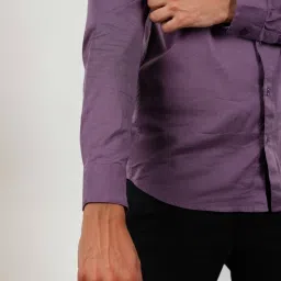 celio celio* Purple Solid Regular Fit Shirt image 4