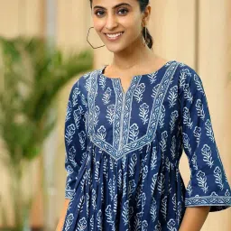 Libas Blue Cotton Printed A Line Kurti image 4