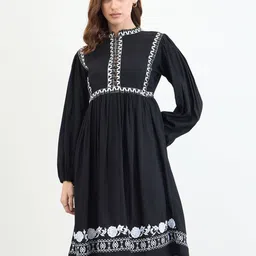 Styli Embellished Embroidered Bishop Sleeve A-Line Dress-picture-30