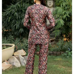 BEOM Printed Mandarin Collar Top With Trousers Co-Ords image 4