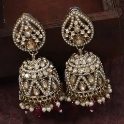 House of Pataudi Gold-Plated Kundan-Studded & Beaded Jewellery Set image 3