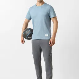 Van Heusen Flex Men Solid Round Neck T-shirt image 2