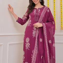 KALINI Women Ethnic Motifs Printed Regular Pure Cotton Kurta with Trousers & With Dupatta image 4