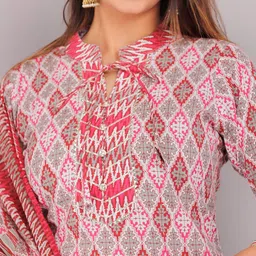 OH MI DIOS Women Geometric Printed Regular Pure Cotton Kurta With Trousers & Dupatta image 4