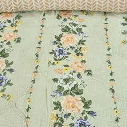 FURNOFY Floral Woollen Heavy Winter Comforter image 4