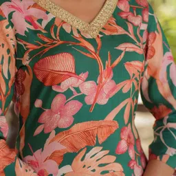 Aaghnya Printed Viscose Rayon Kurta Set image 2