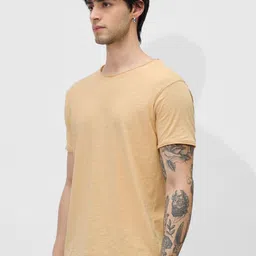 The Souled Store Men Solid Round Neck Cotton T-shirt image 3