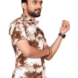 Metronaut Men Regular Fit Spread Collar Abstract Printed Elastane Casual Shirt image 3