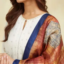 Fabindia Orange Printed Dupatta image 5