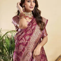 Satrani Maroon Silk Woven Saree With Unstitched Blouse image 5