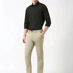 Peter England Green Cotton Slim Fit Printed Shirt image 5