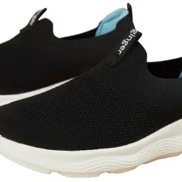 Ginger by Lifestyle Women's Black Walking Shoes image 5