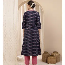 Zelena Cotton Silk Woven Three Fourth Sleeves Floral Printed Maternity Kurti With Side Zipper Nursing Access - Navy Blue Floral image 3