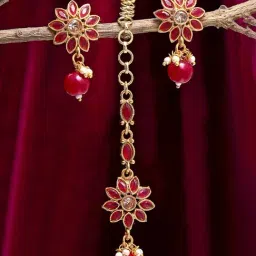 Zeneme Red Gold Plated Kundan Studded Maang Tikka & Earring Set image 1