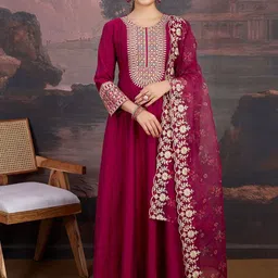 House of Pataudi Floral Yoke Design Anarkali Sequinned Kurta & Trousers With Dupatta-picture-18