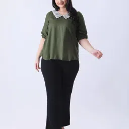 Qurvii Olive Regular Fit Top-picture-26