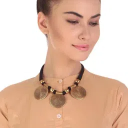 Imli Street Black & Golden Necklace-picture-25