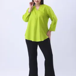 Qurvii Green Regular Fit Top image 5
