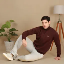 Sweet Dreams Choco Fudge Regular Fit Plain Sweatshirt image 3