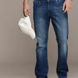 Nautica Men Straight Fit Heavy Fade Stretchable Jeans-picture-32