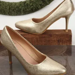Carlton London Women's Gold Stiletto Pumps-picture-26