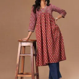 Varanga Maroon Cotton Regular Fit Printed Kurta image 4