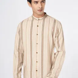 7 Alt by Pantaloons Turtledove Cotton Relaxed Fit Shirts image 5