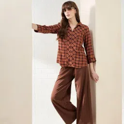 Latin Quarters Brown 3/4Th Sleeves Collared Checked Casual Shirt image 5