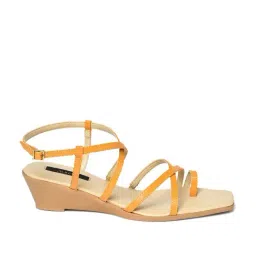 Aurelia Women's Mustard Toe Ring Wedges-picture-34